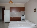 vila-alexandros-sarti-apartmani-smestaj-vile-hoteli-sarti-sitonija-grcka (10)
