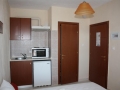 vila-alexandros-sarti-apartmani-smestaj-vile-hoteli-sarti-sitonija-grcka (7)
