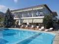 Vile sa bazenom Stavros, Vila Iris Stavros Apartmani (1)